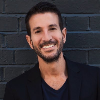 Alex Michaelides photo