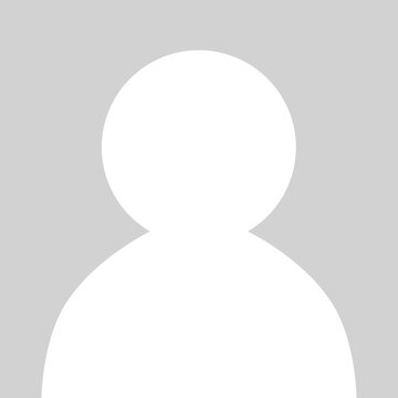 Skye Alexander photo