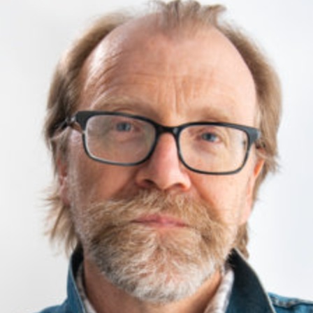 George Saunders photo
