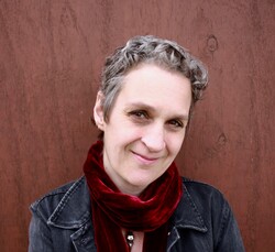 Jennifer McMahon photo