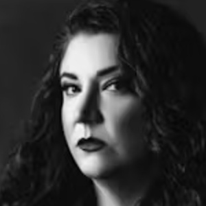 Kristi DeMeester photo