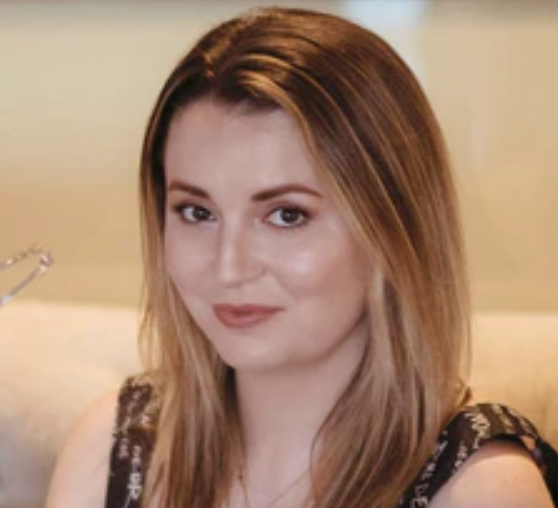 Willow Winters photo