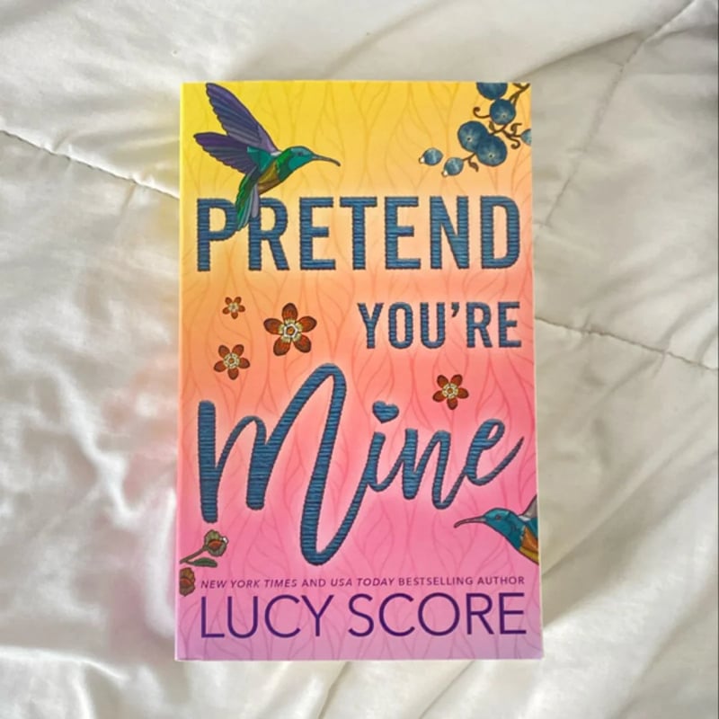 Pretend You're Mine Lucy Score