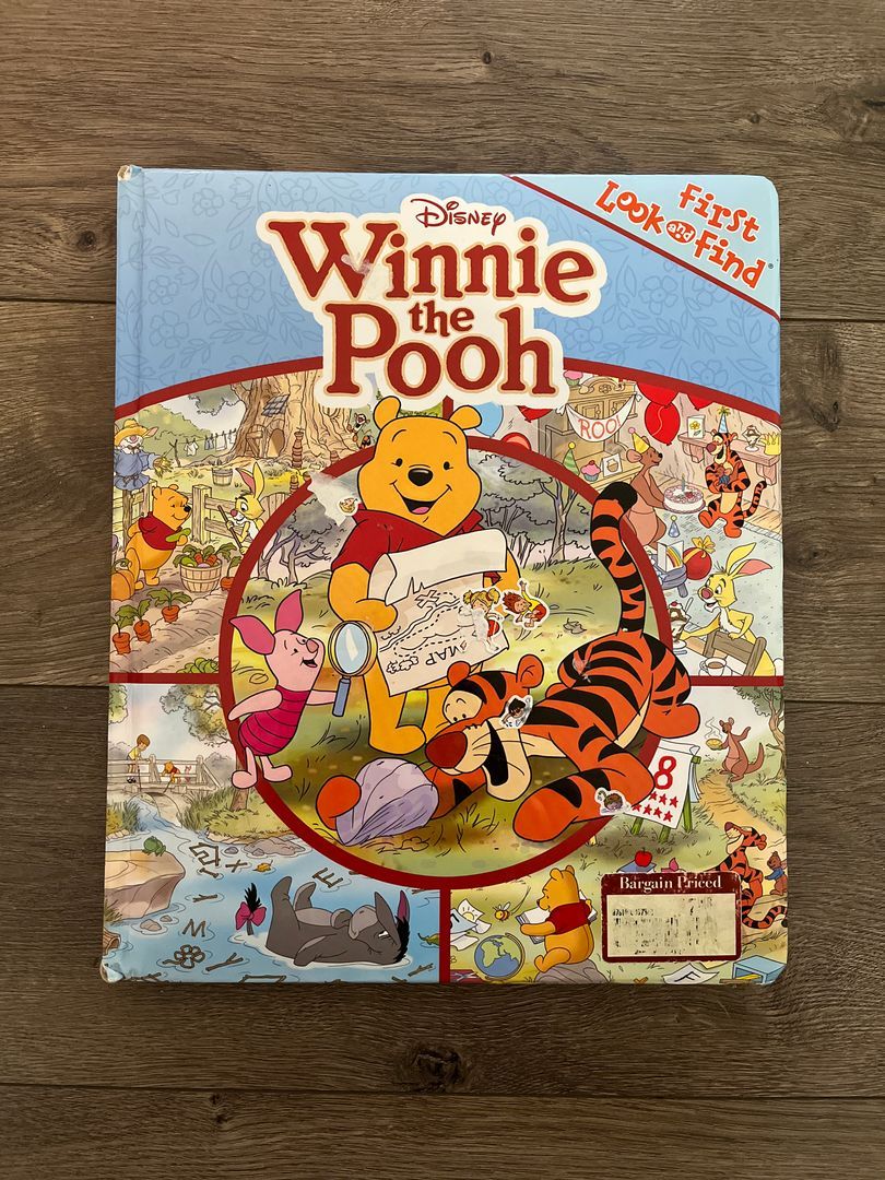 My First Look & Find Winnie The Pooh
