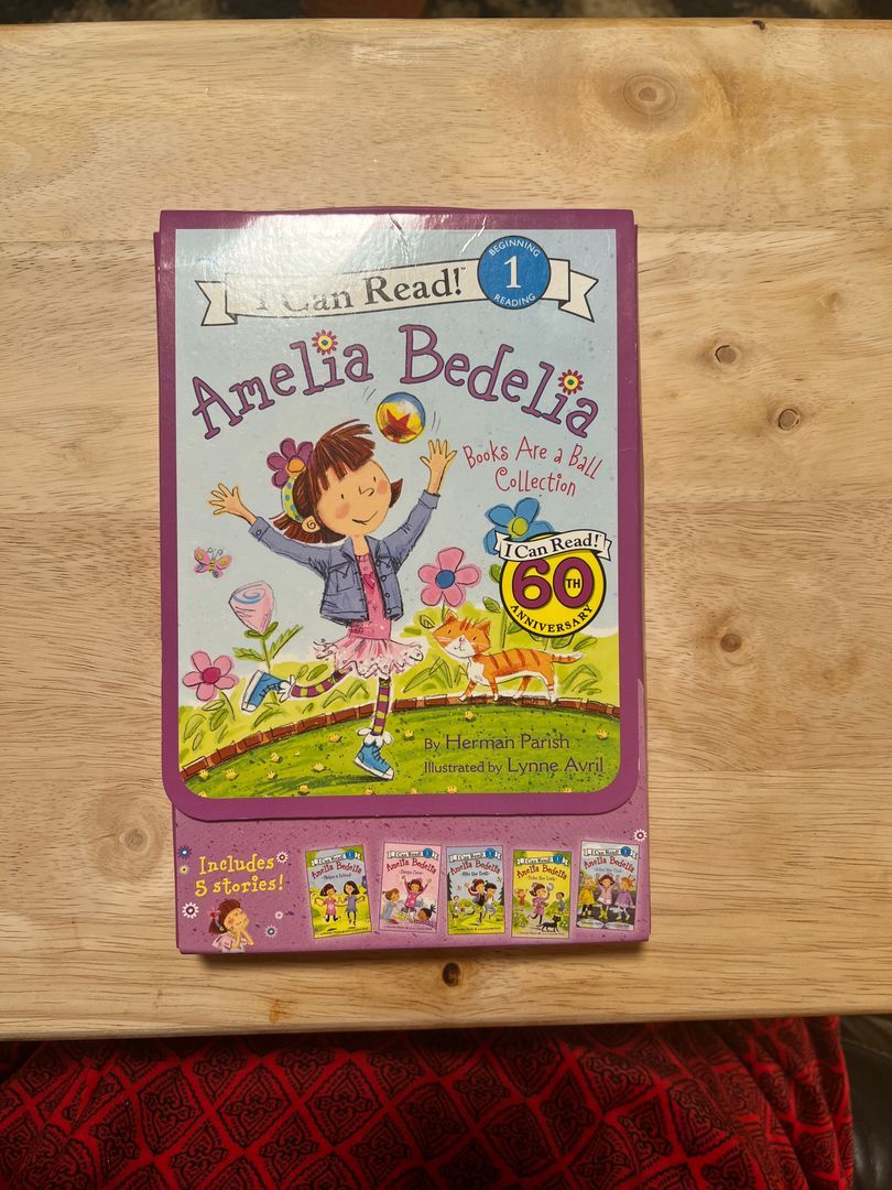 Amelia Bedelia I Can Read Box Set #2: Books Are a Ball