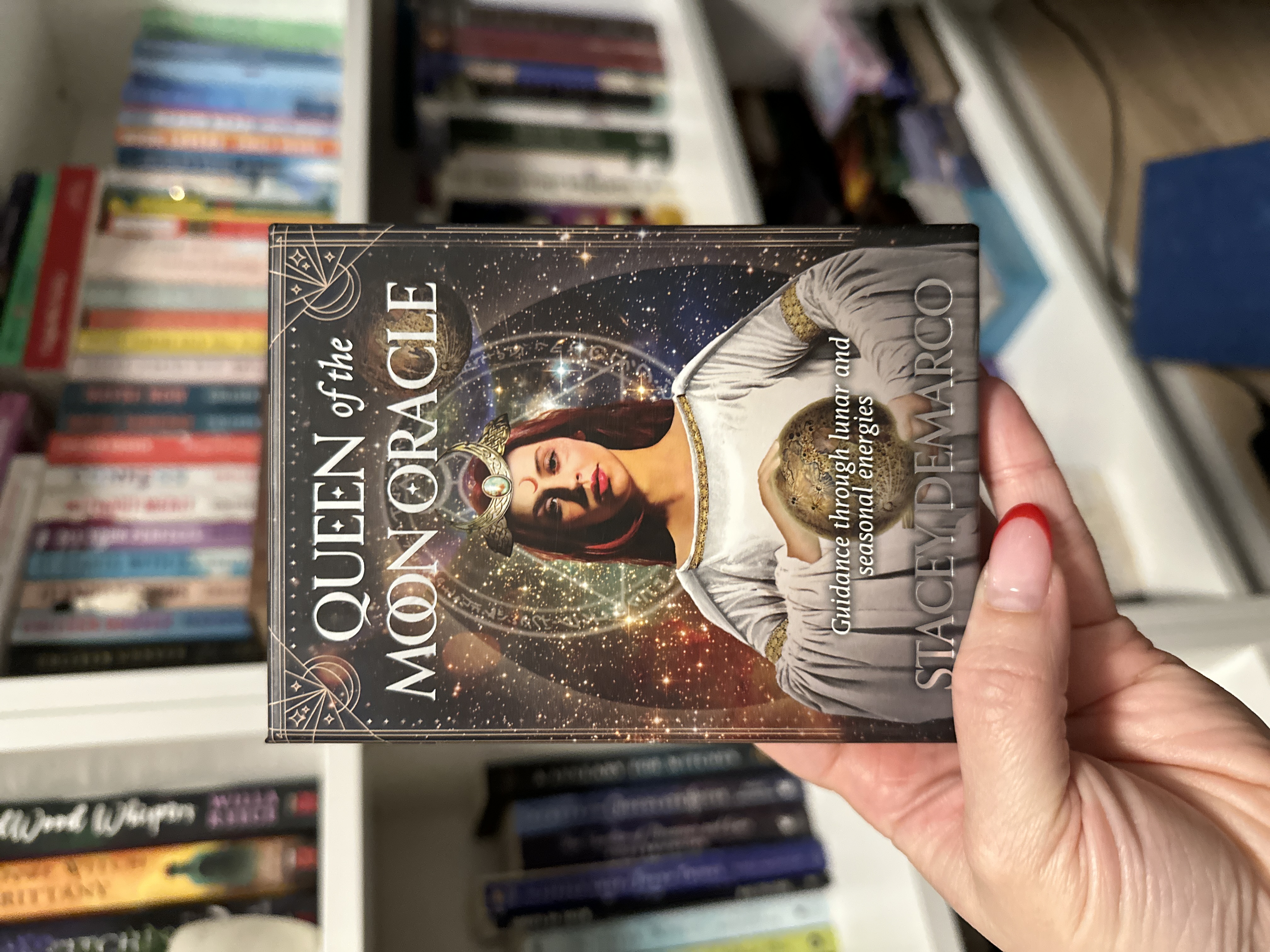 Queen of the Moon Oracle