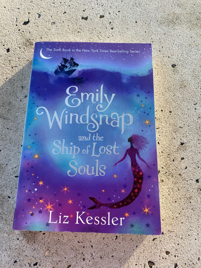 Emily Windsnap and the Ship of Lost Souls