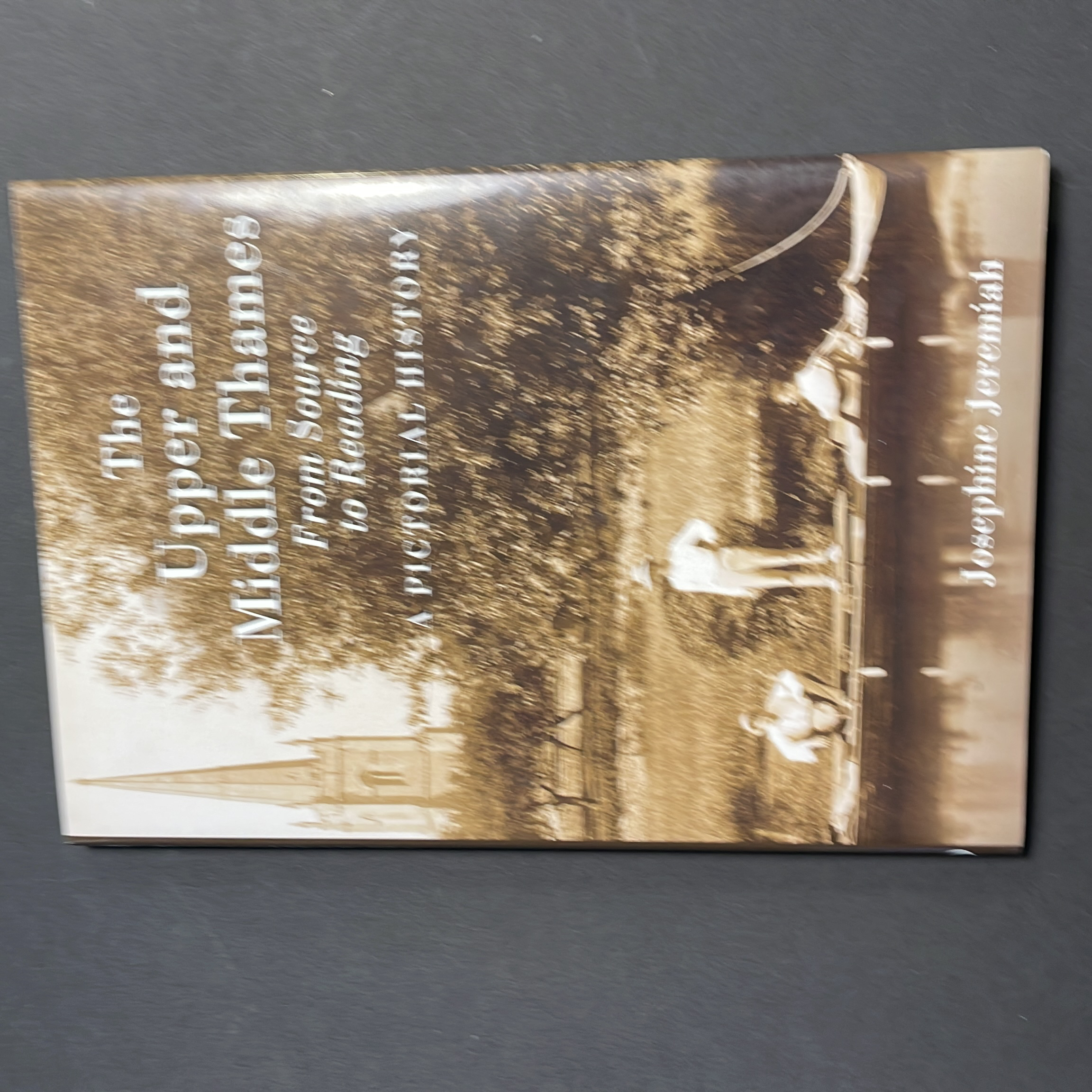 The Upper and Middle Thames