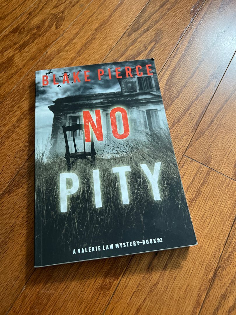 No Pity (a Valerie Law FBI Suspense Thriller-Book 2)