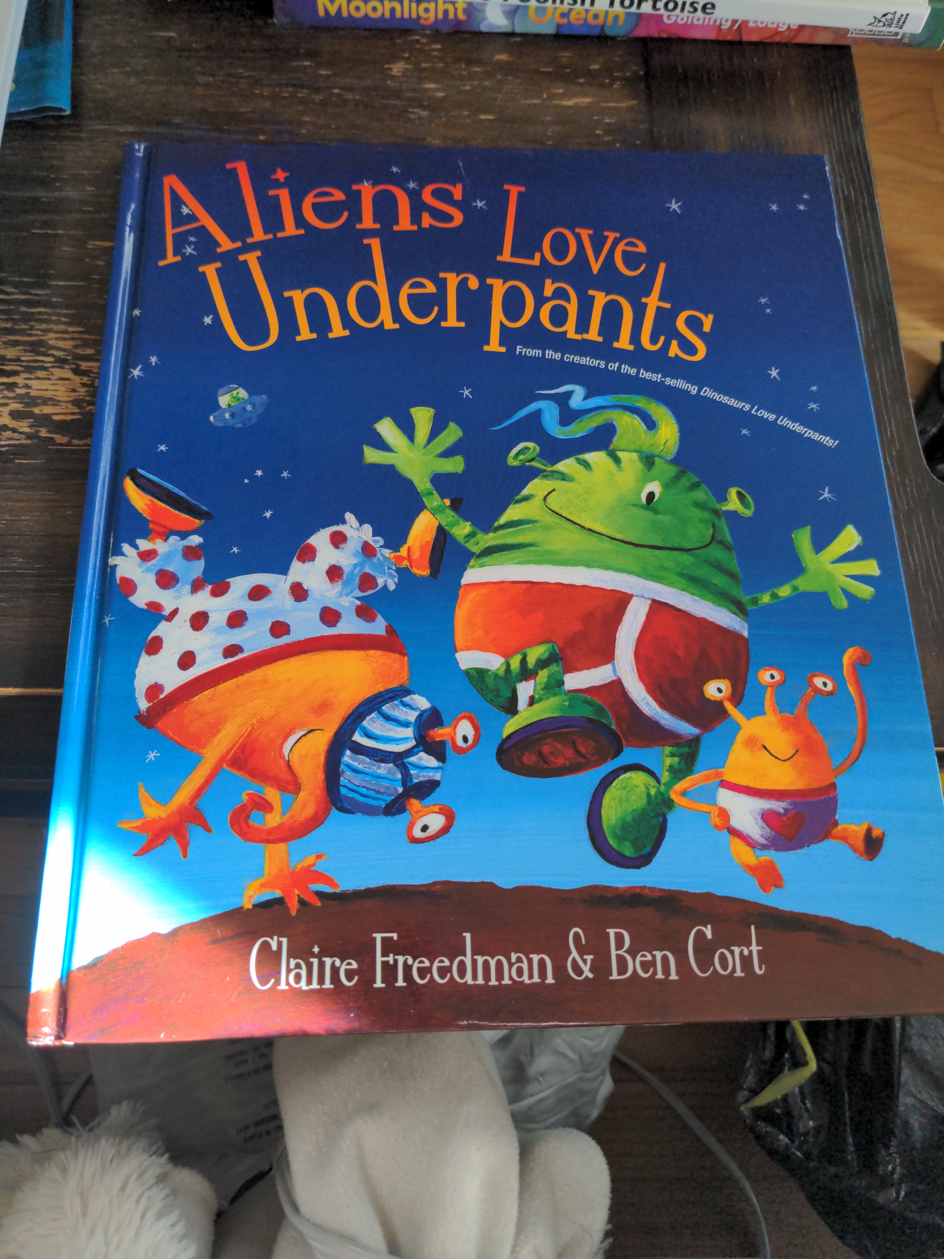 Aliens Love Underpants