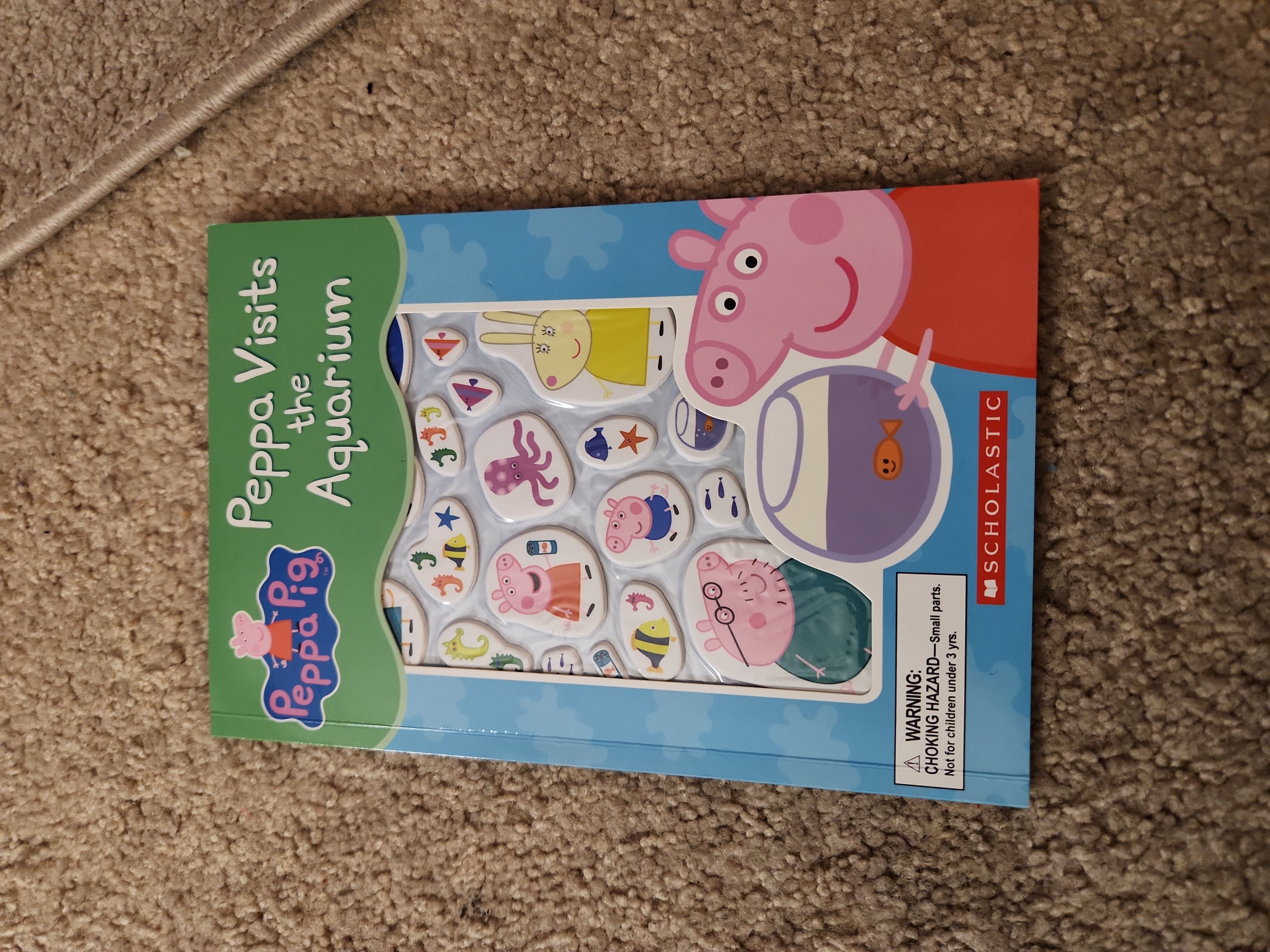 Peppa Visits the Aquarium (Peppa Pig)