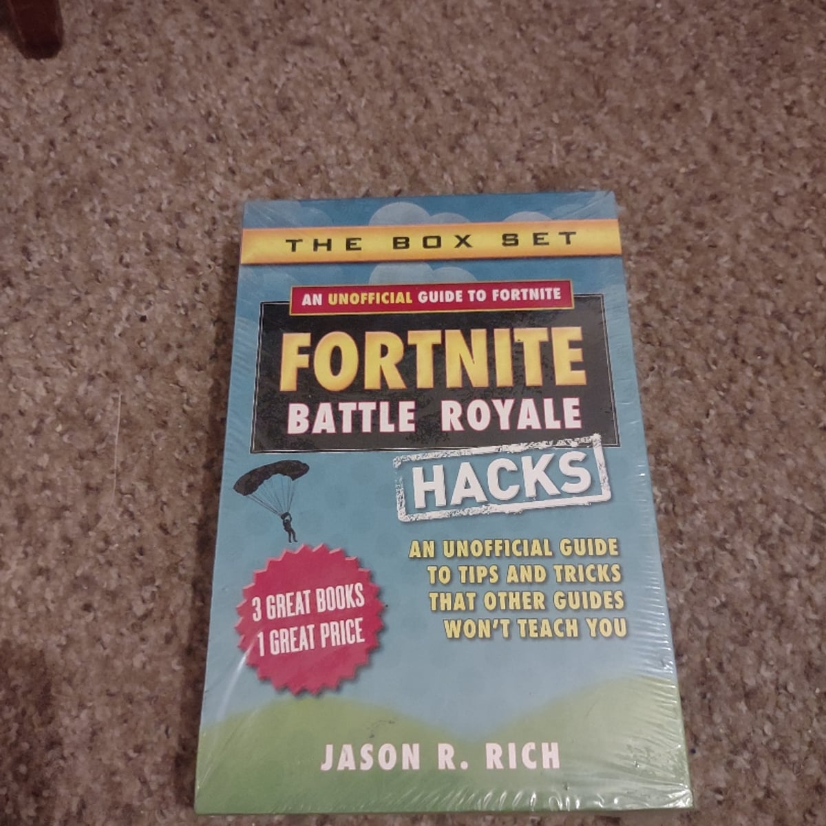 Fortnite Battle Hacks book by Jason R. Rich, Hardcover | Pangobooks