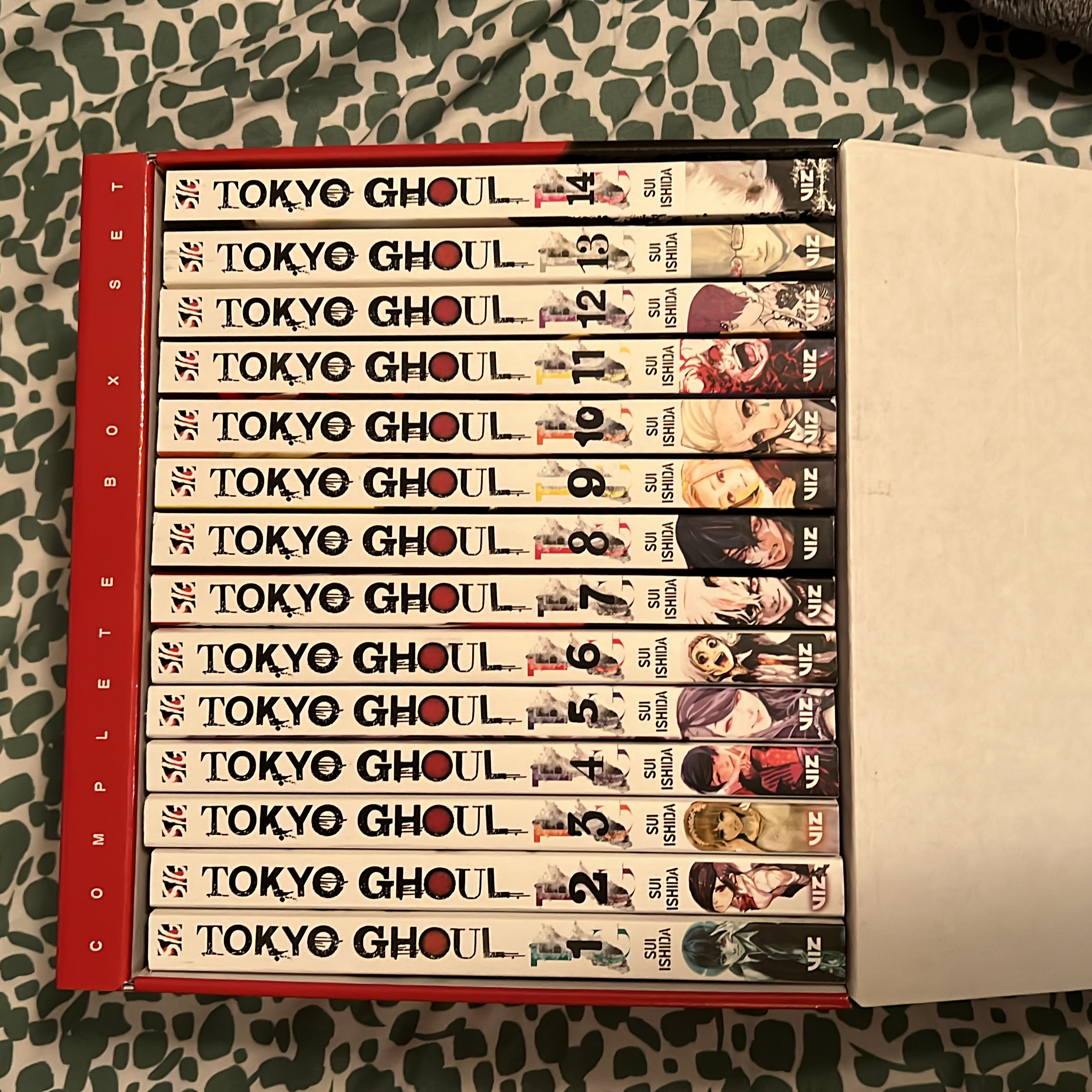 Tokyo Ghoul Complete Box Set