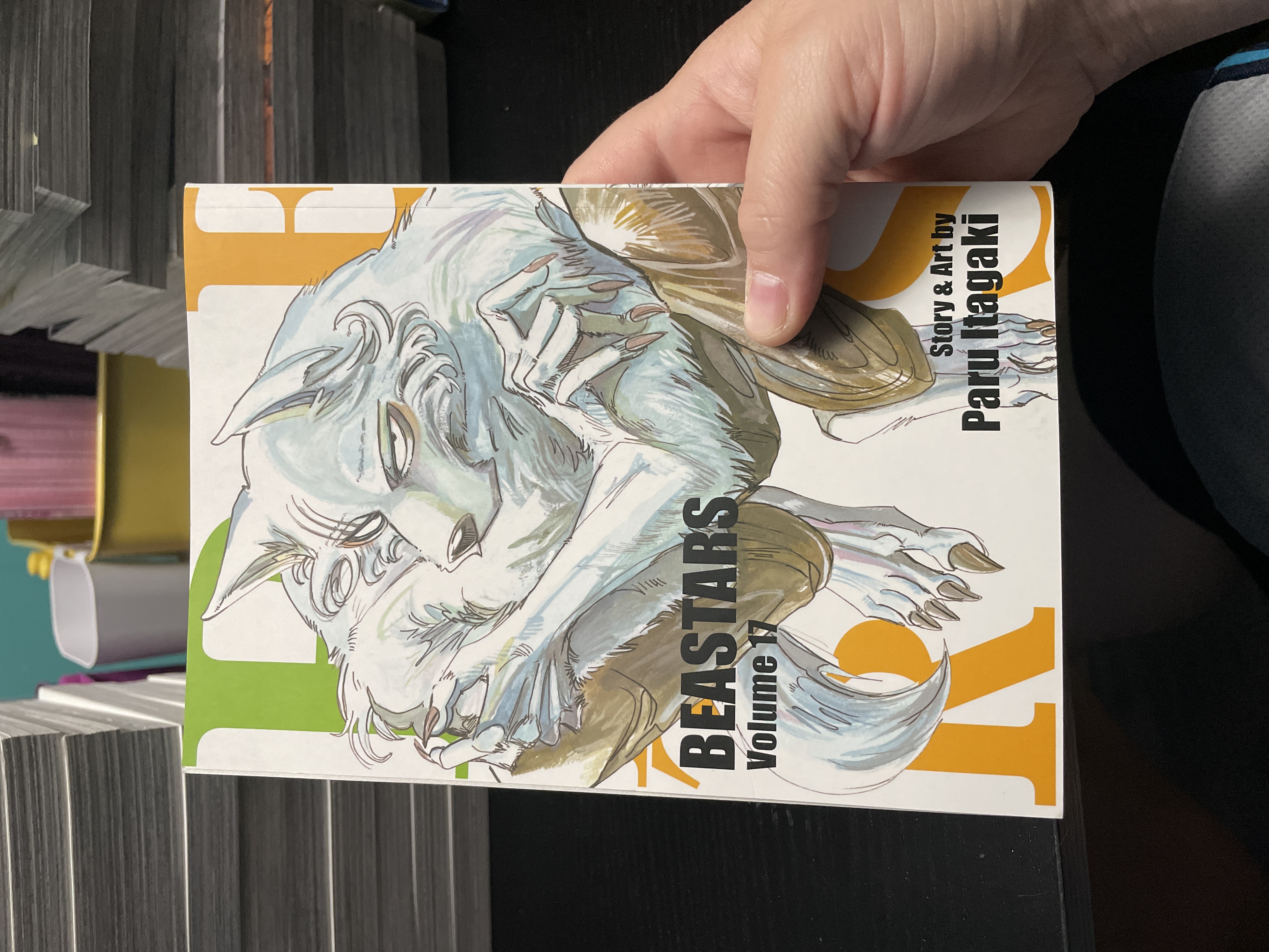 BEASTARS, Vol. 17
