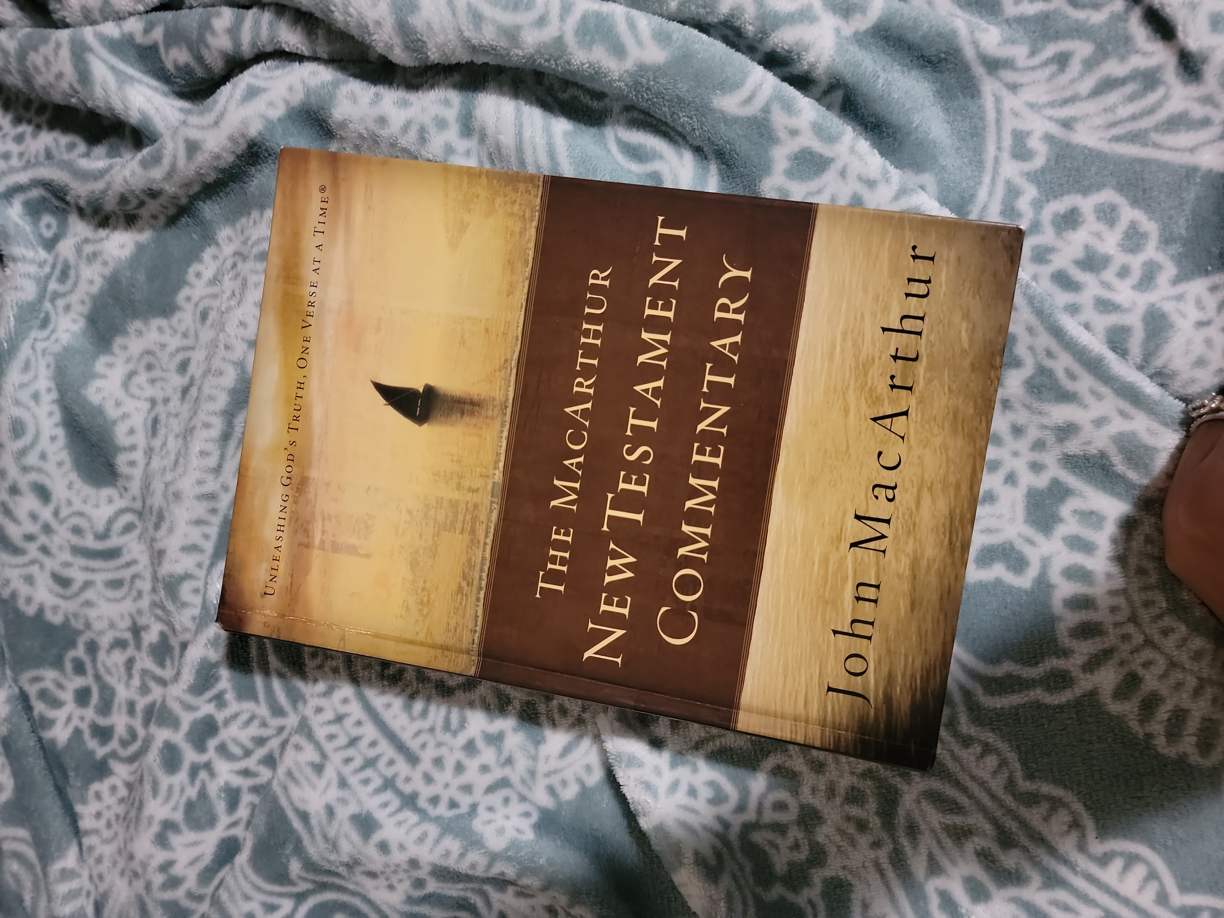 The MacArthur New Testament Commentary