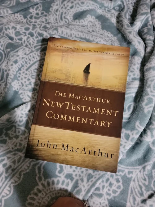 The MacArthur New Testament Commentary