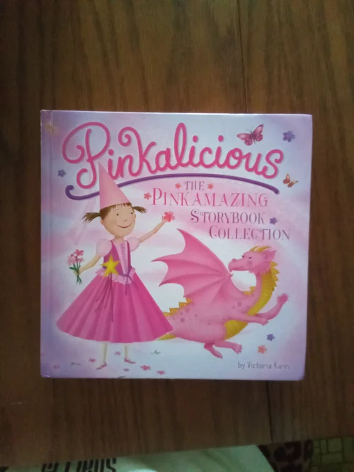 Pinkalicious: the Pinkamazing Storybook Collection