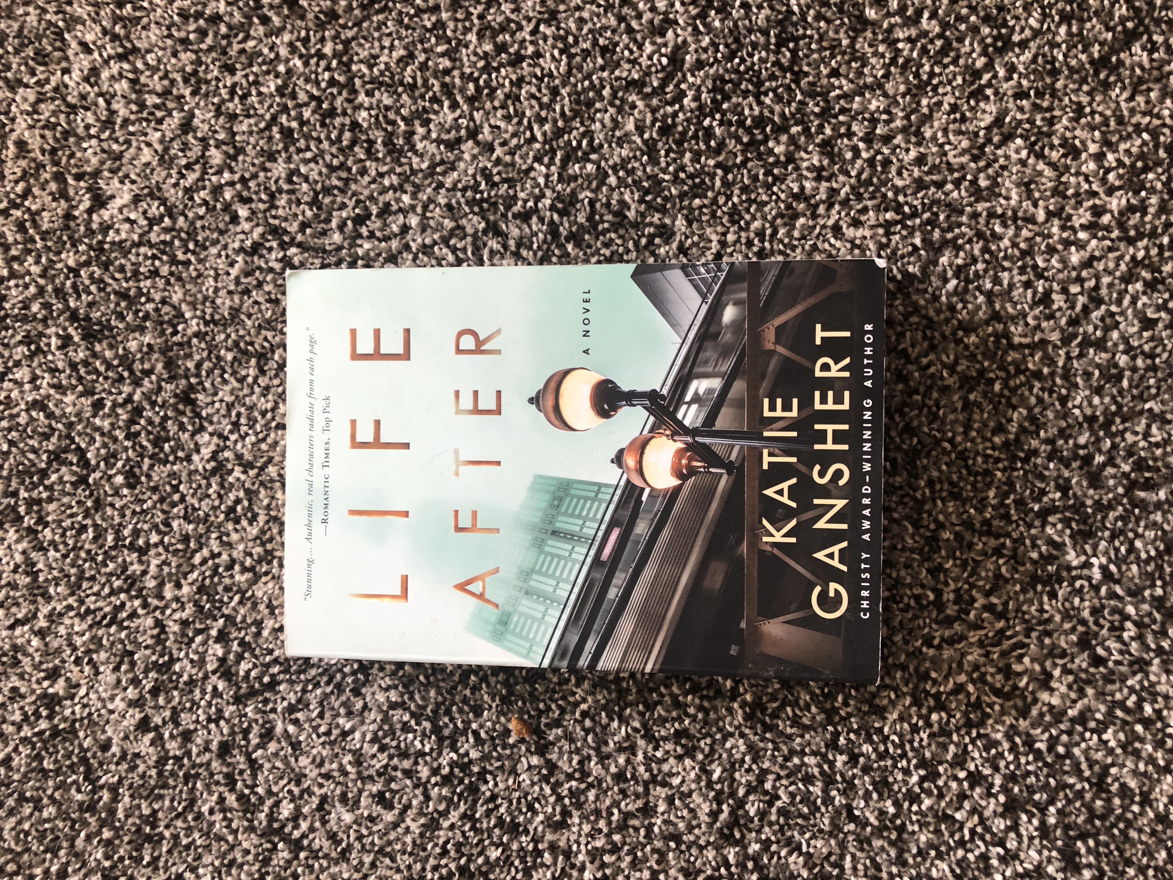 Sale image for 9e86a963-6db6-4827-a9e7-868f14a053ae-BmYNRebvveg4YofLy2KanxmF8g12