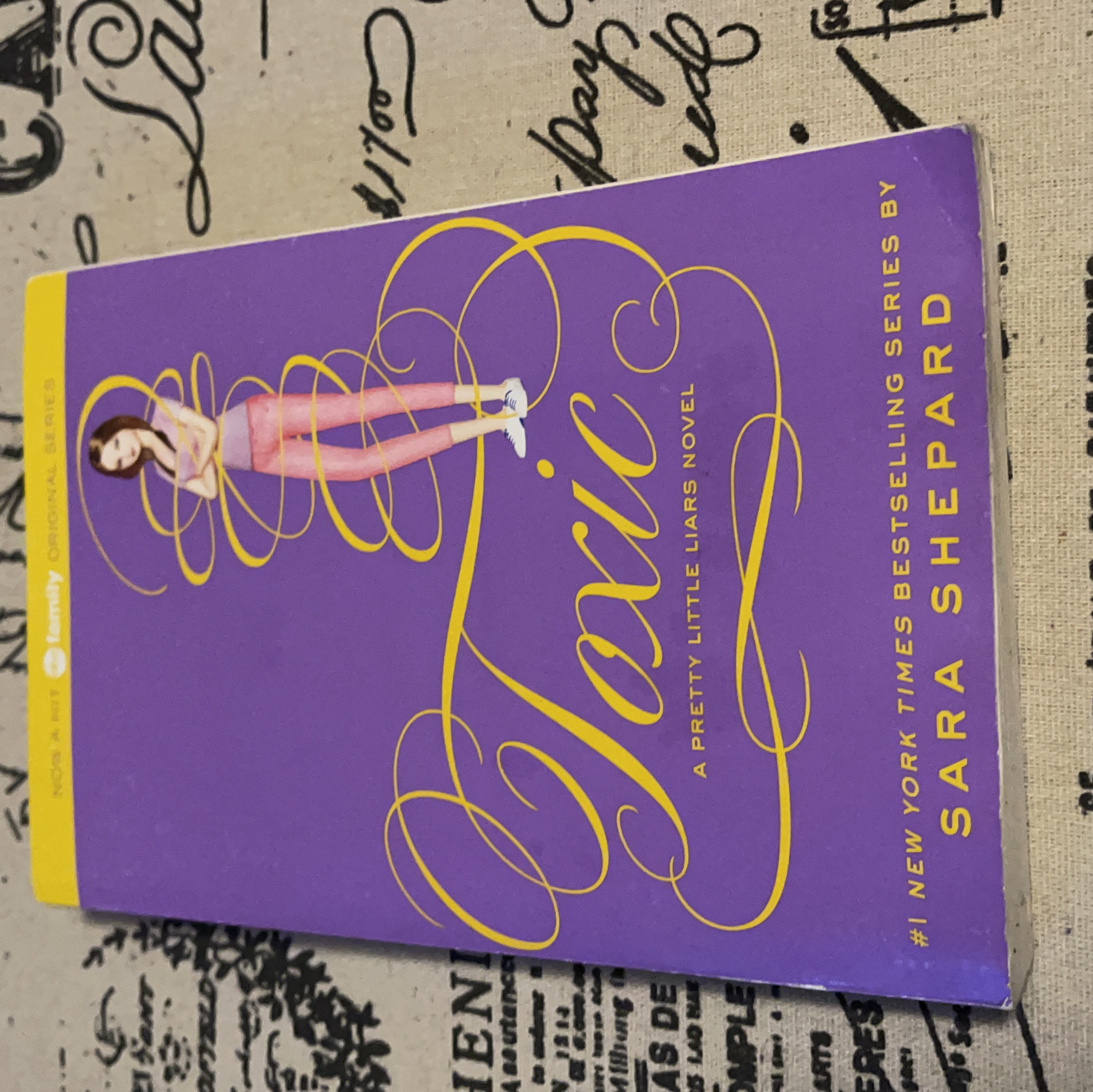 Pretty Little Liars #15: Toxic