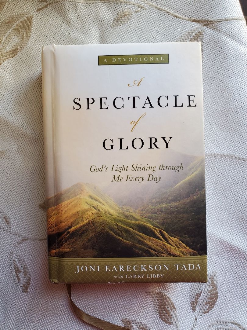 A Spectacle of Glory