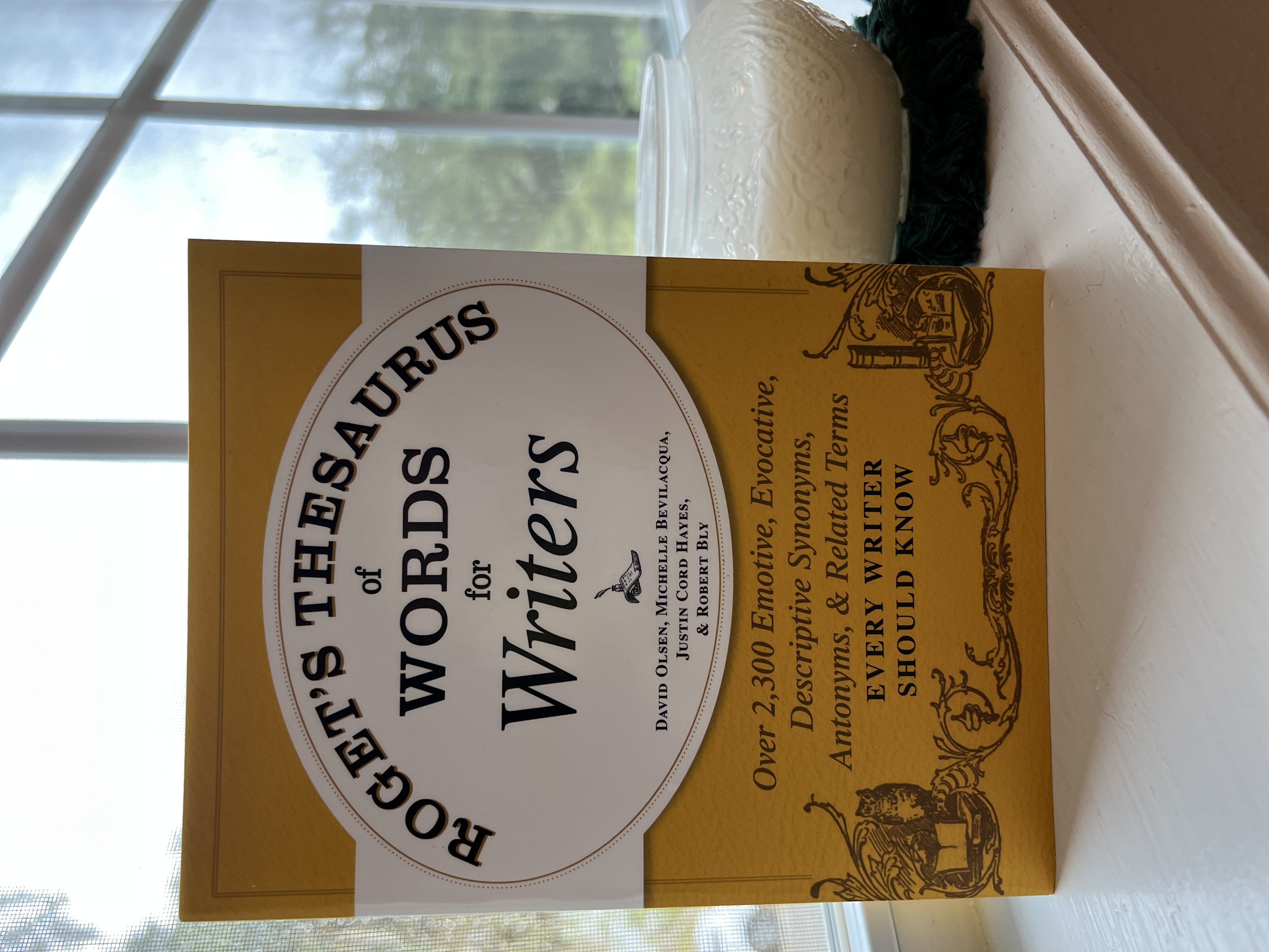 Roget's Thesaurus of Words for Writers