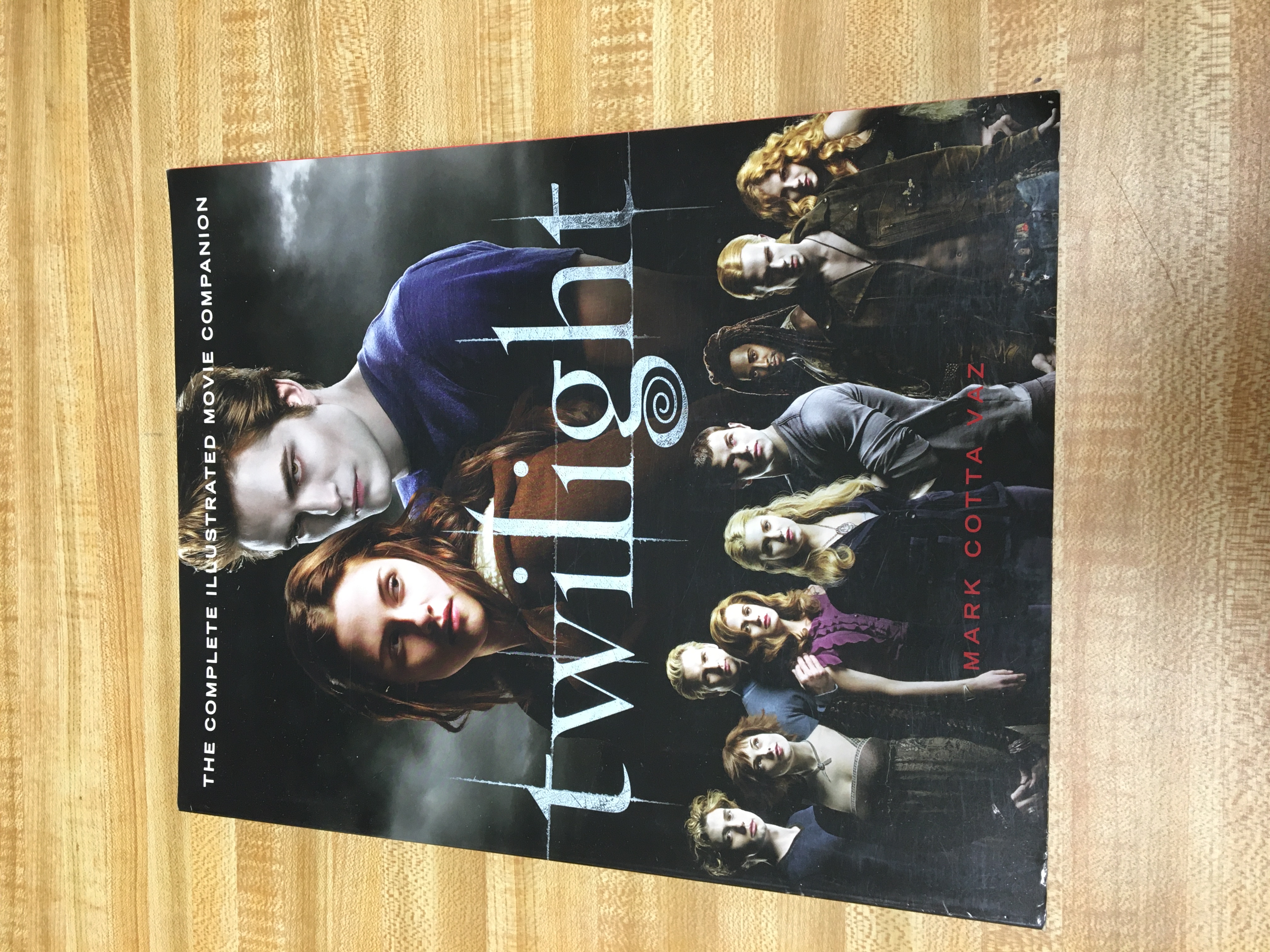 Twilight: the Complete Illustrated Movie Companion