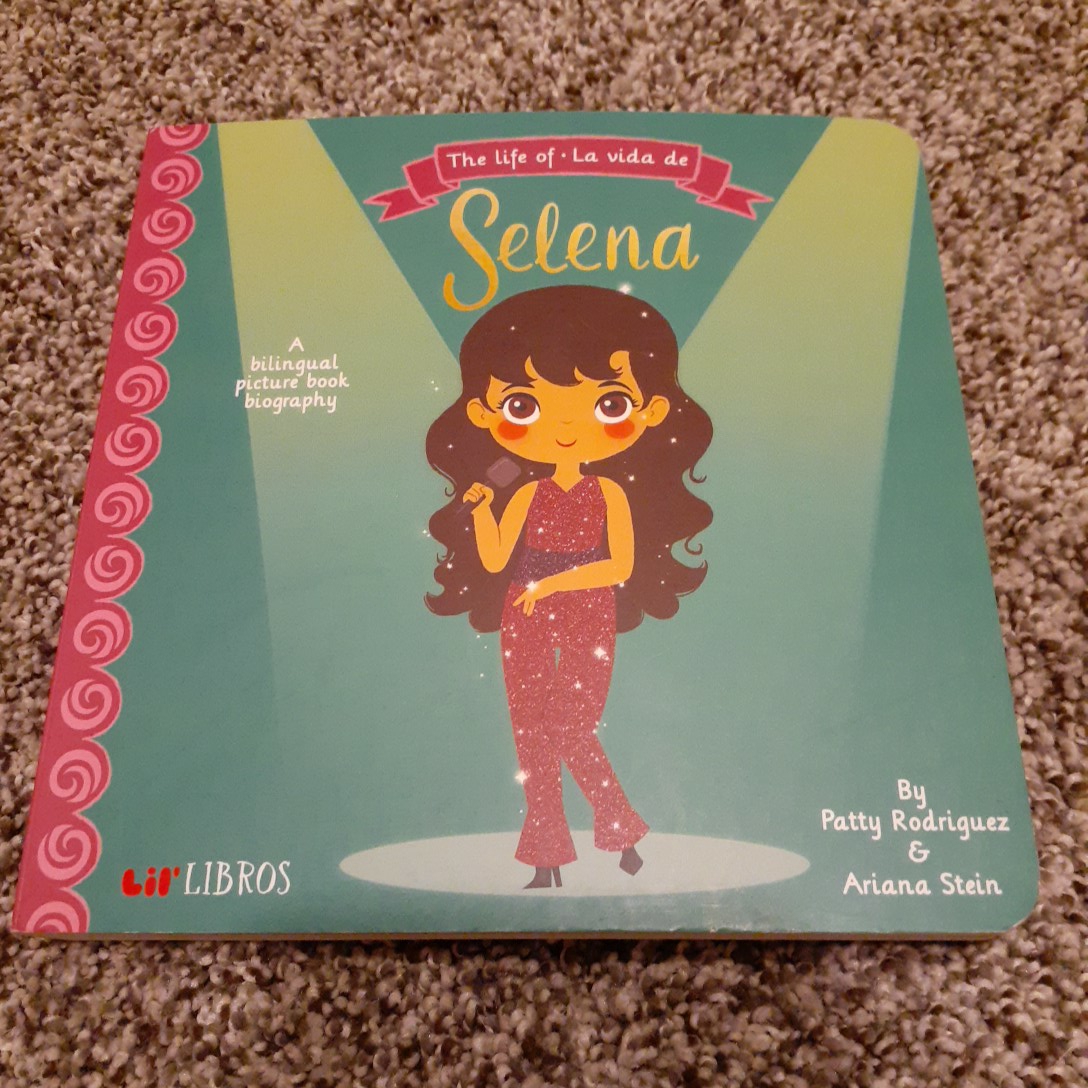 The Life of/la Vida de Selena