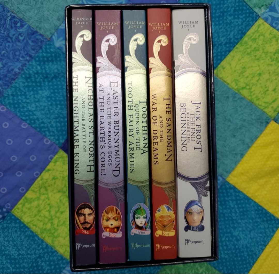 The Guardians Paperback Collection (Jack Frost Poster Inside!) by
