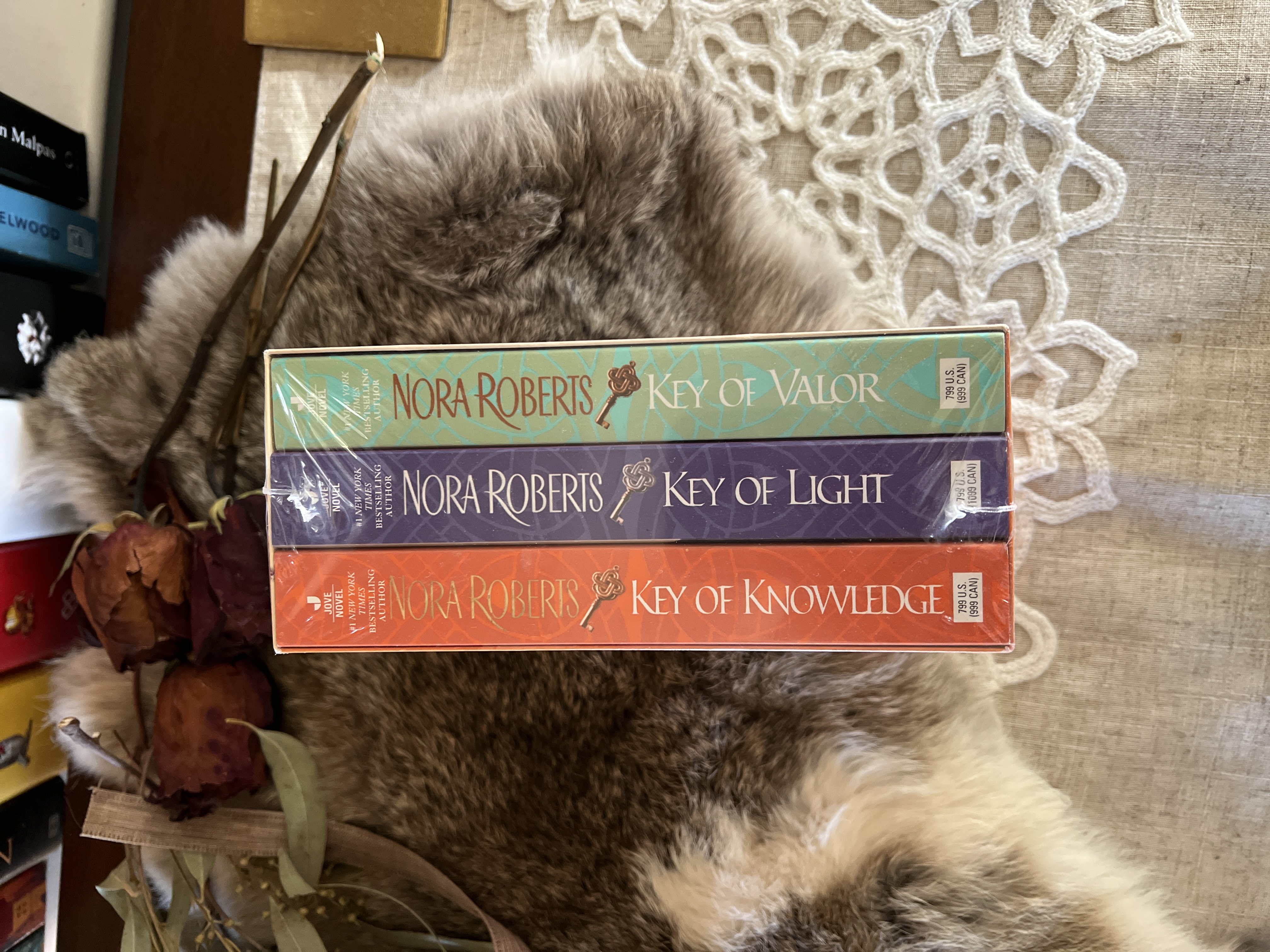 Nora Roberts Key Trilogy Box Set