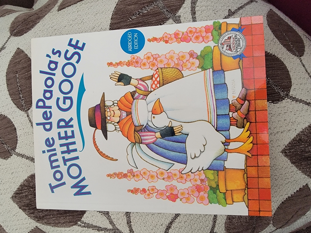 Tomie DePaola's Mother Goose