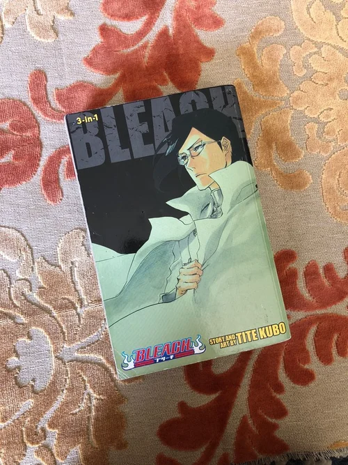 Bleach (3-In-1 Edition), Vol. 24