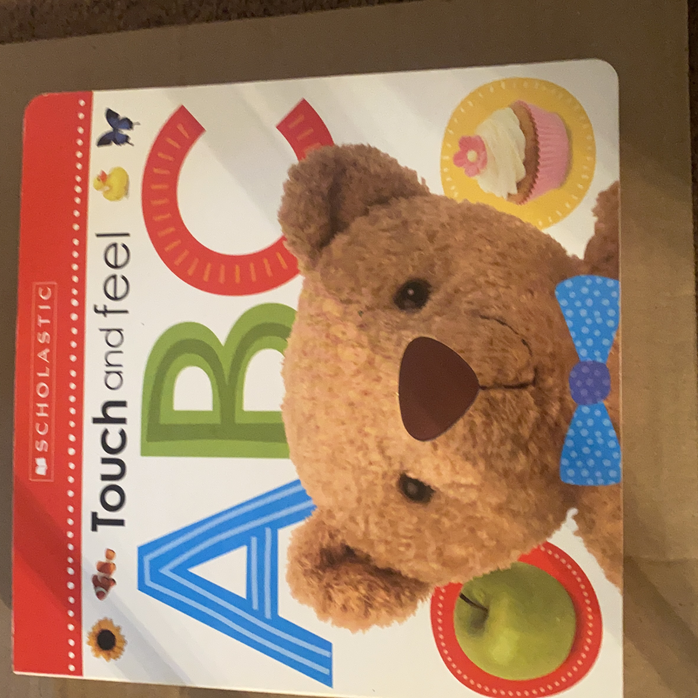 Touch and Feel ABC (Scholastic Early Learners)