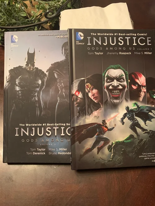 Injustice: Gods among Us Vol. 1