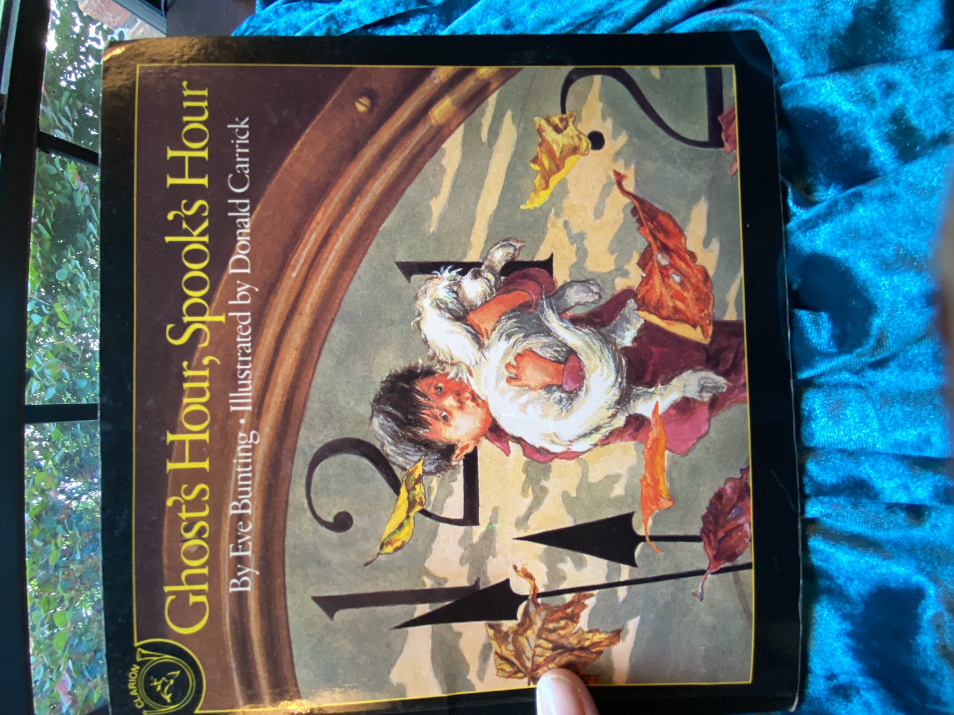 Ghost's Hour, Spook's Hour