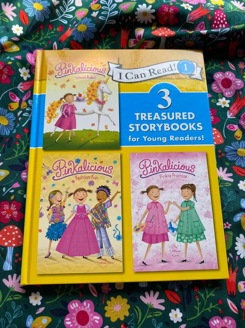 Pinkalicious: the Princess of Pink Treasury