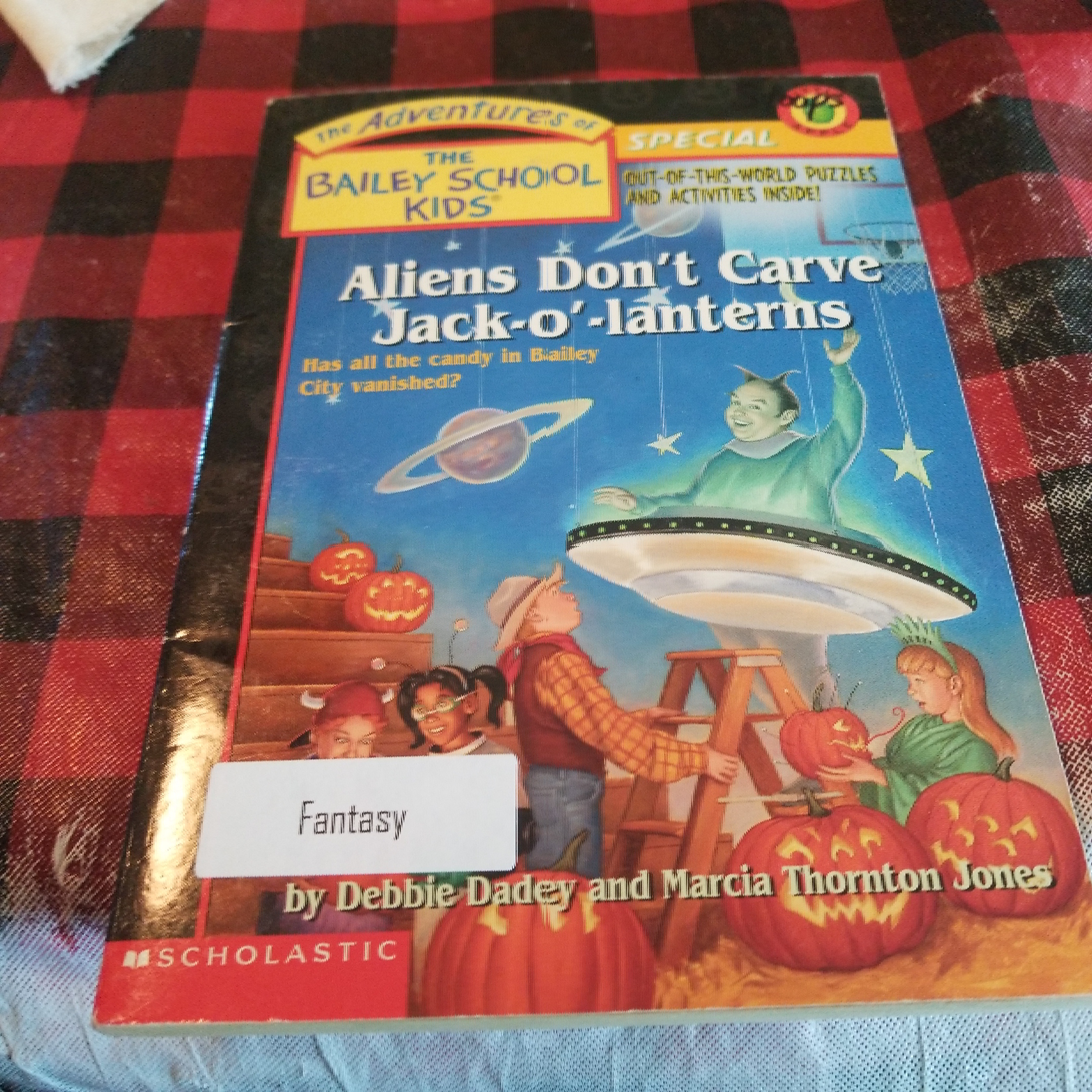 Aliens Don't Carve Jack-O'-Lanterns