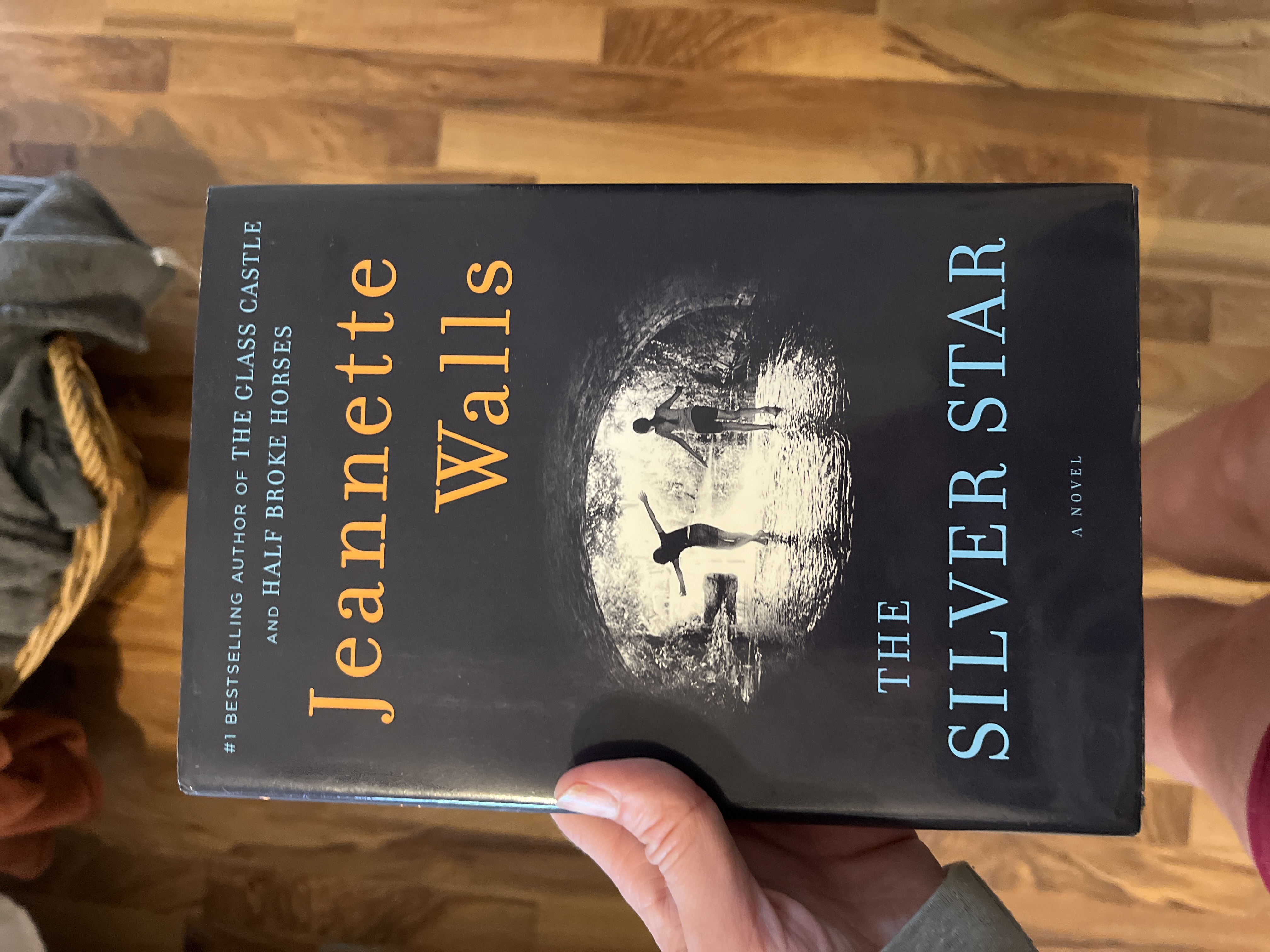 Sale image for 81285988-5e9c-47a5-afc6-03e8af5254eb-LpJTTuputWh4cxDpmPCcGMpndbg1