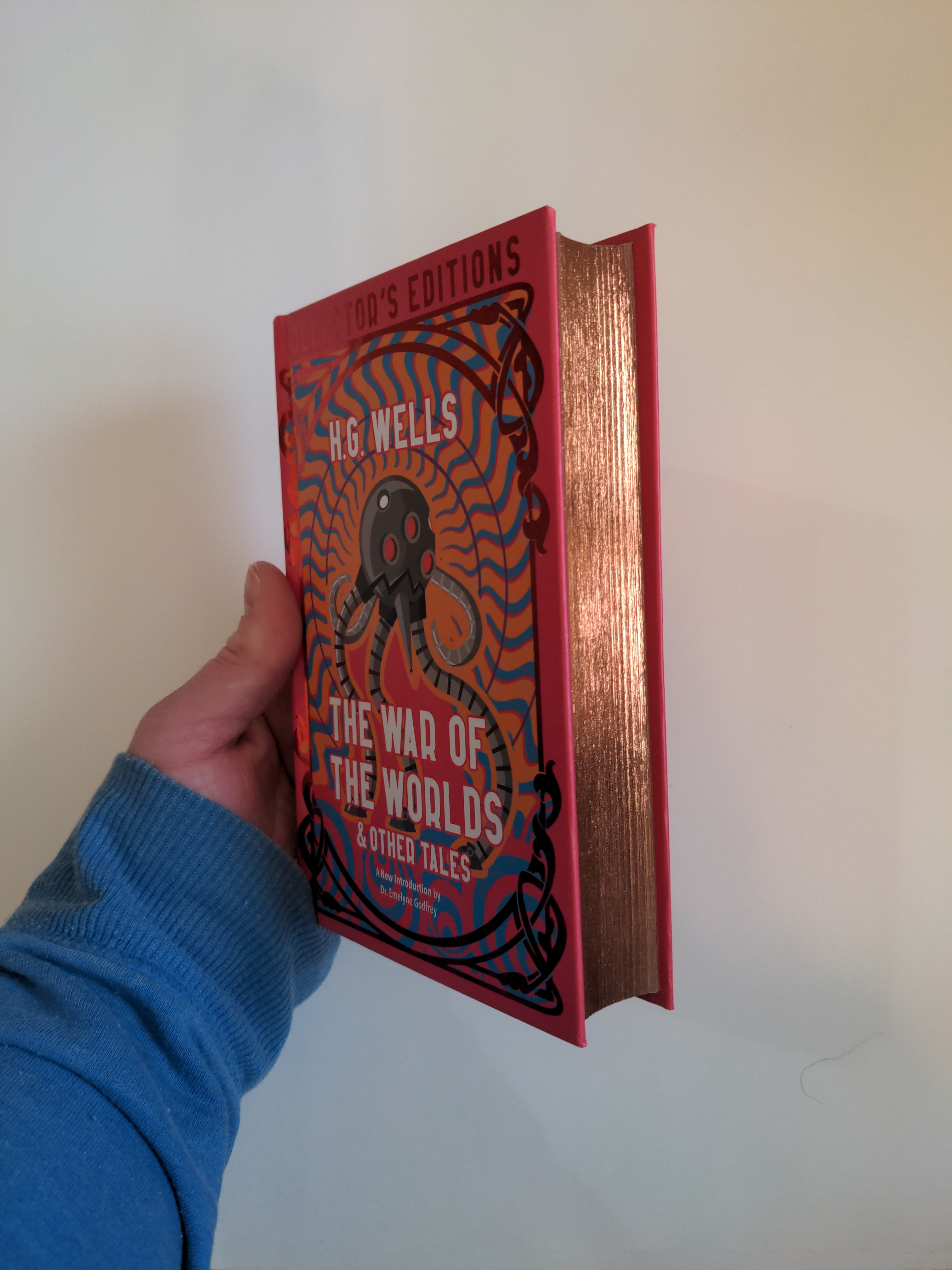 The War of the Worlds and Other Tales