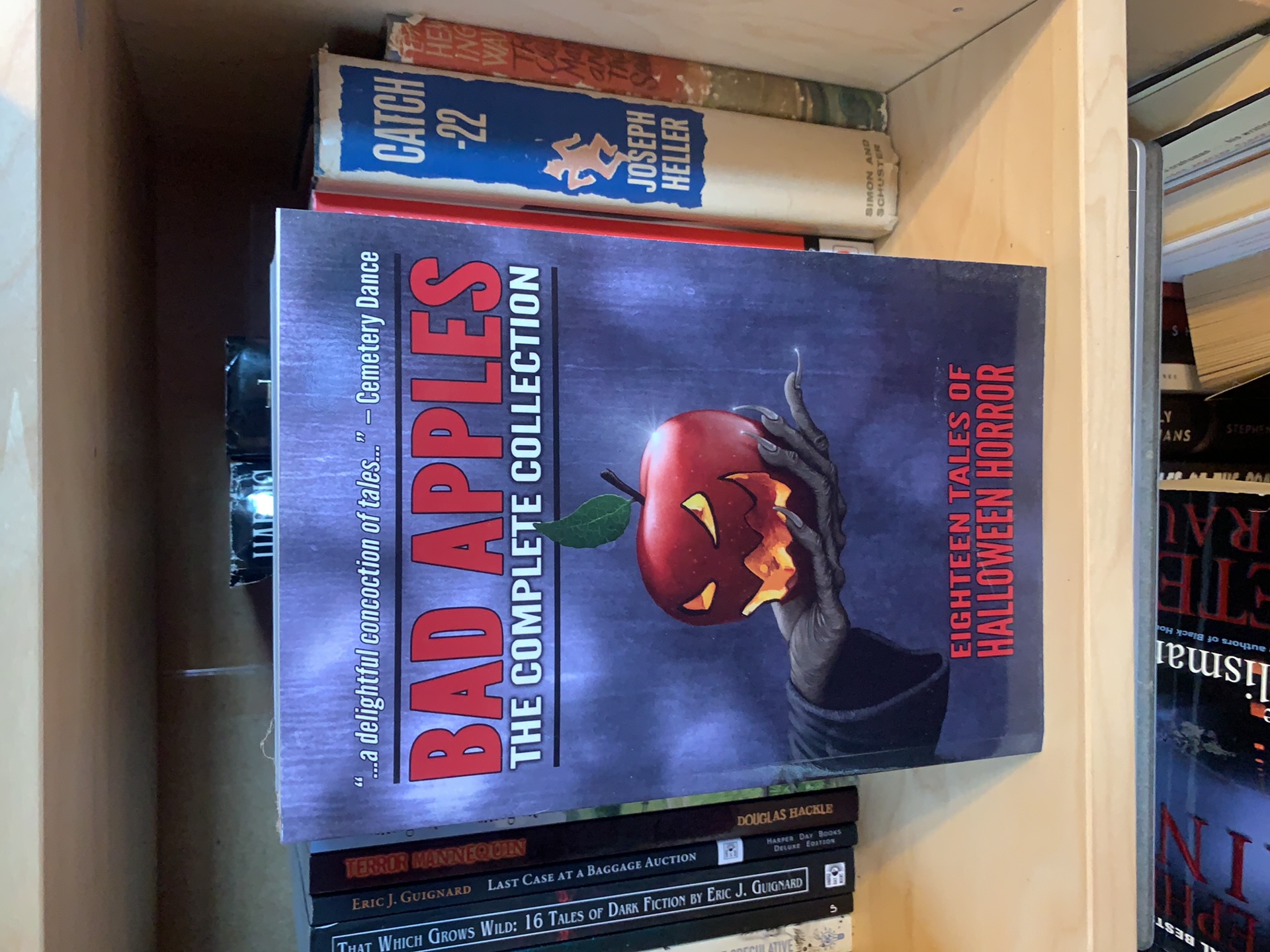 Bad Apples: Halloween Horror