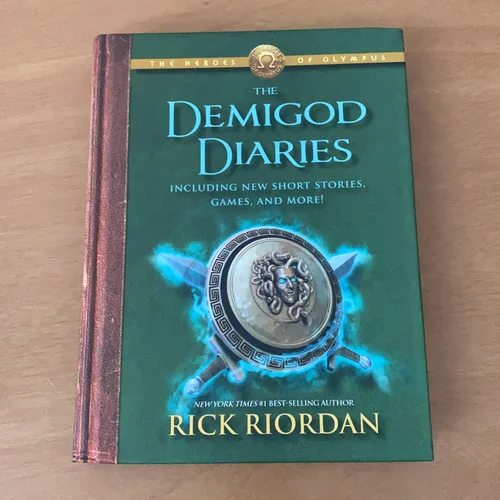 The Heroes of Olympus the Demigod Diaries (the Heroes of Olympus, Book 2)