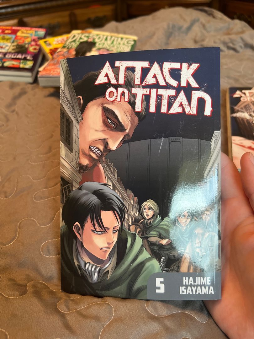 Attack on Titan 5