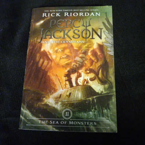 The Titan's Curse (Percy Jackson and the Olympians, Book Three)