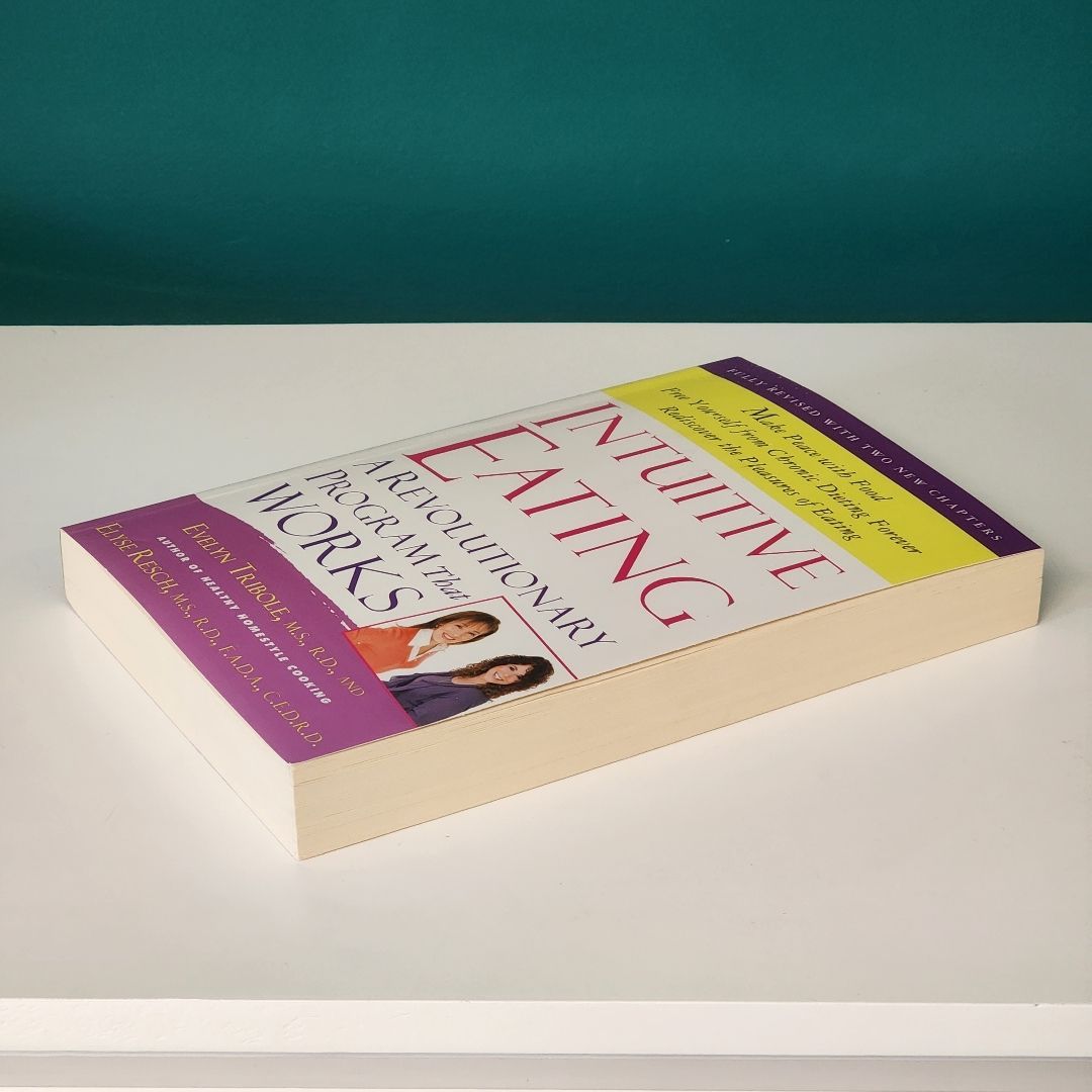 Intuitive Eating by Evelyn Tribole, Paperback | Pangobooks