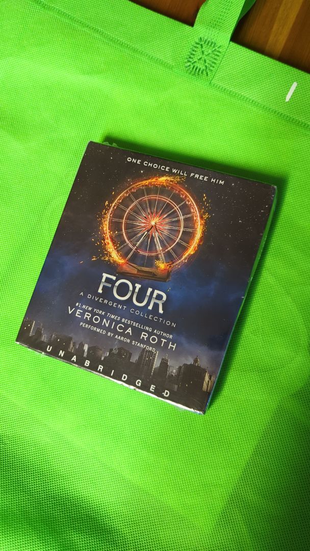 Four: a Divergent Collection