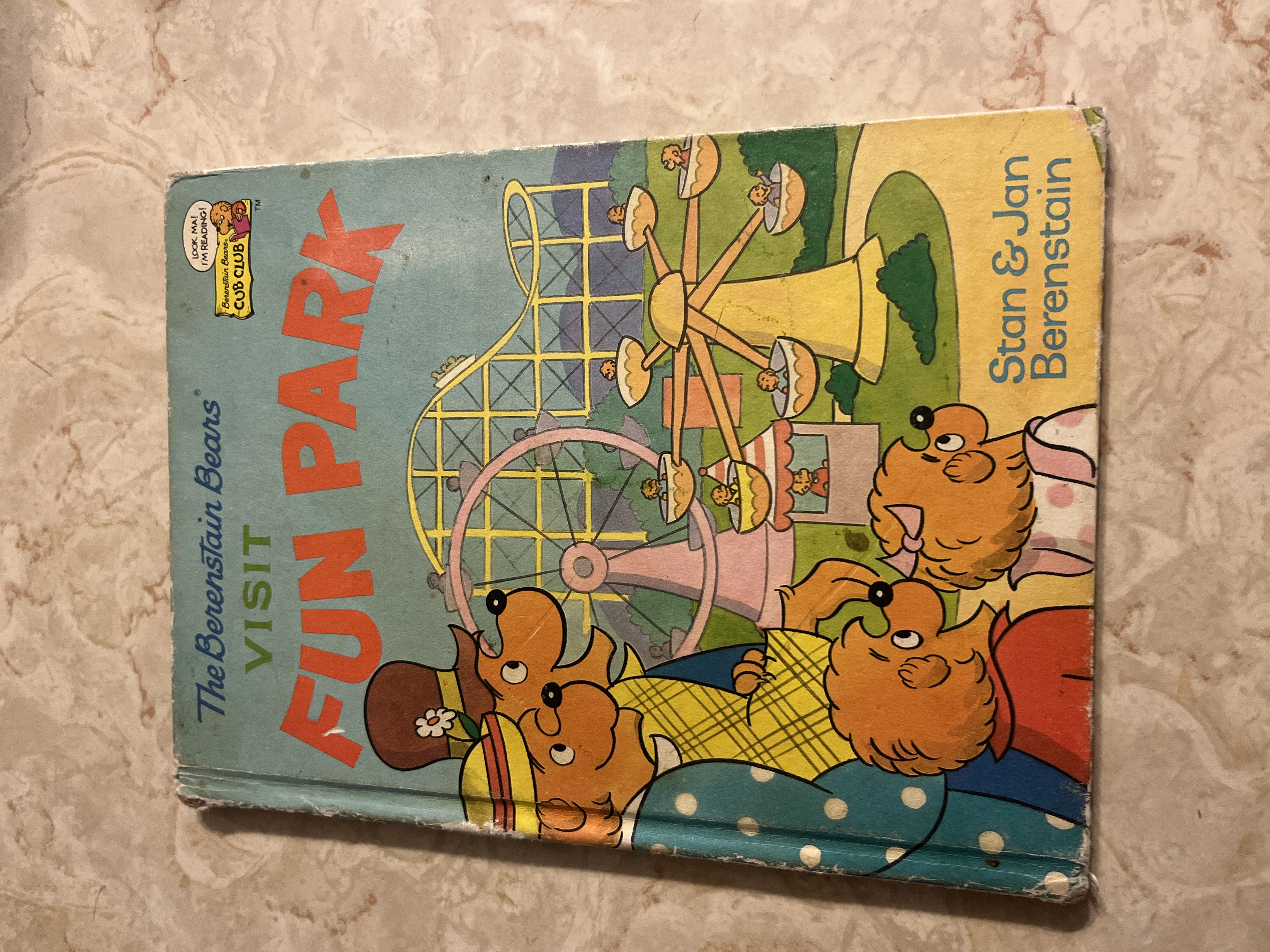 The Berenstain Bears Visit Fun Park