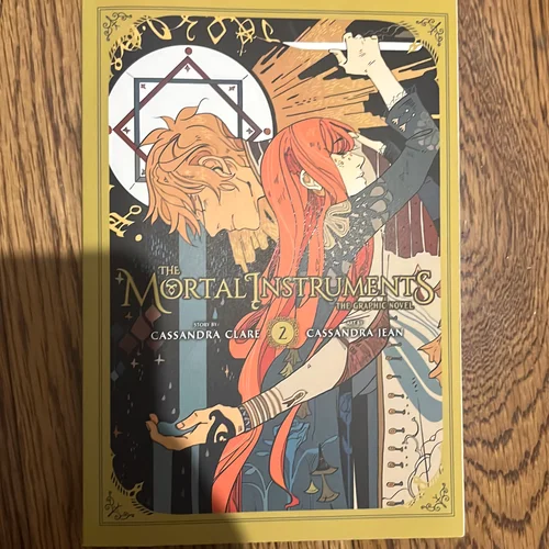 The Mortal Instruments: the Graphic Novel, Vol. 2