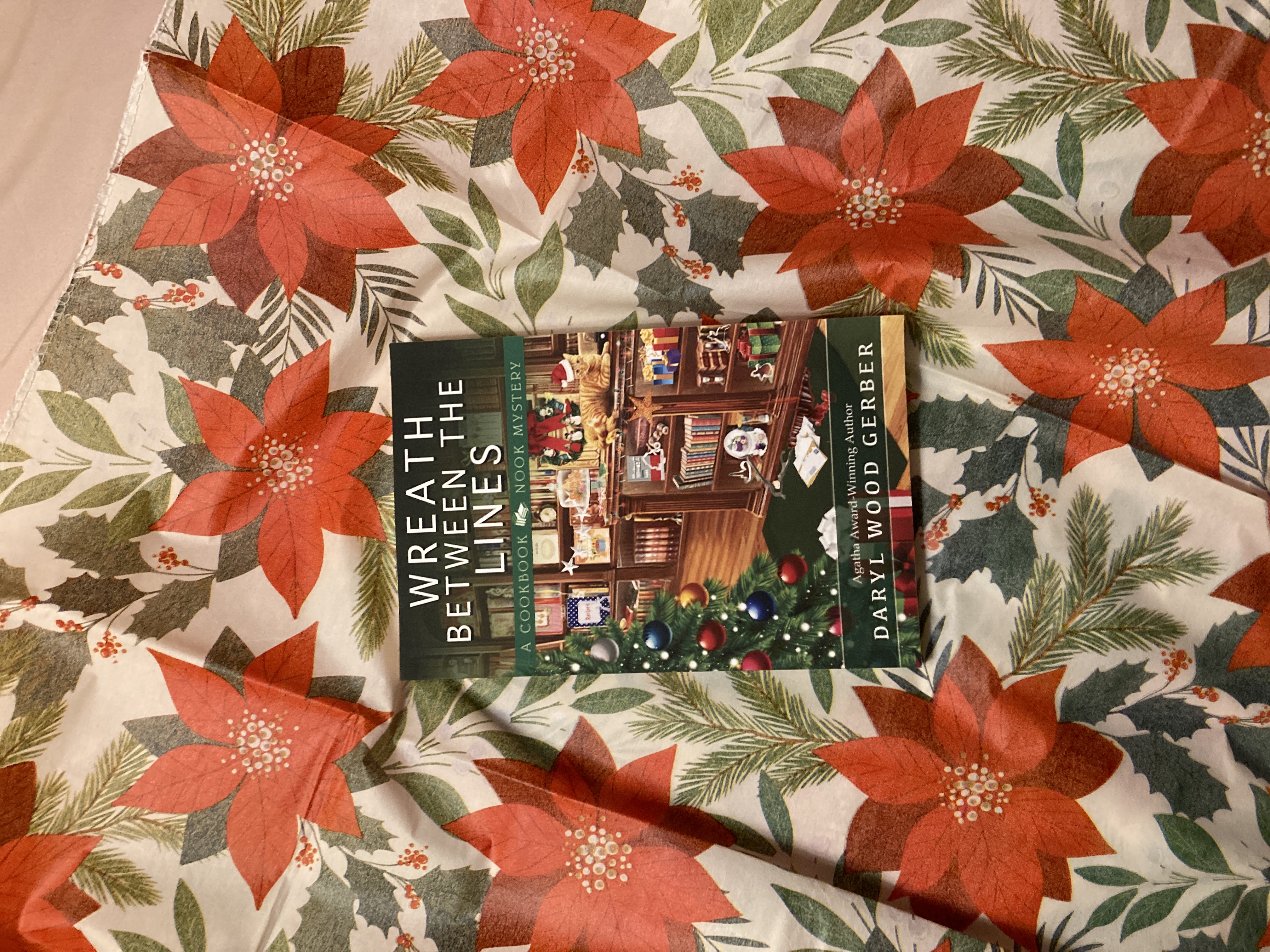 Wreath Between the Lines