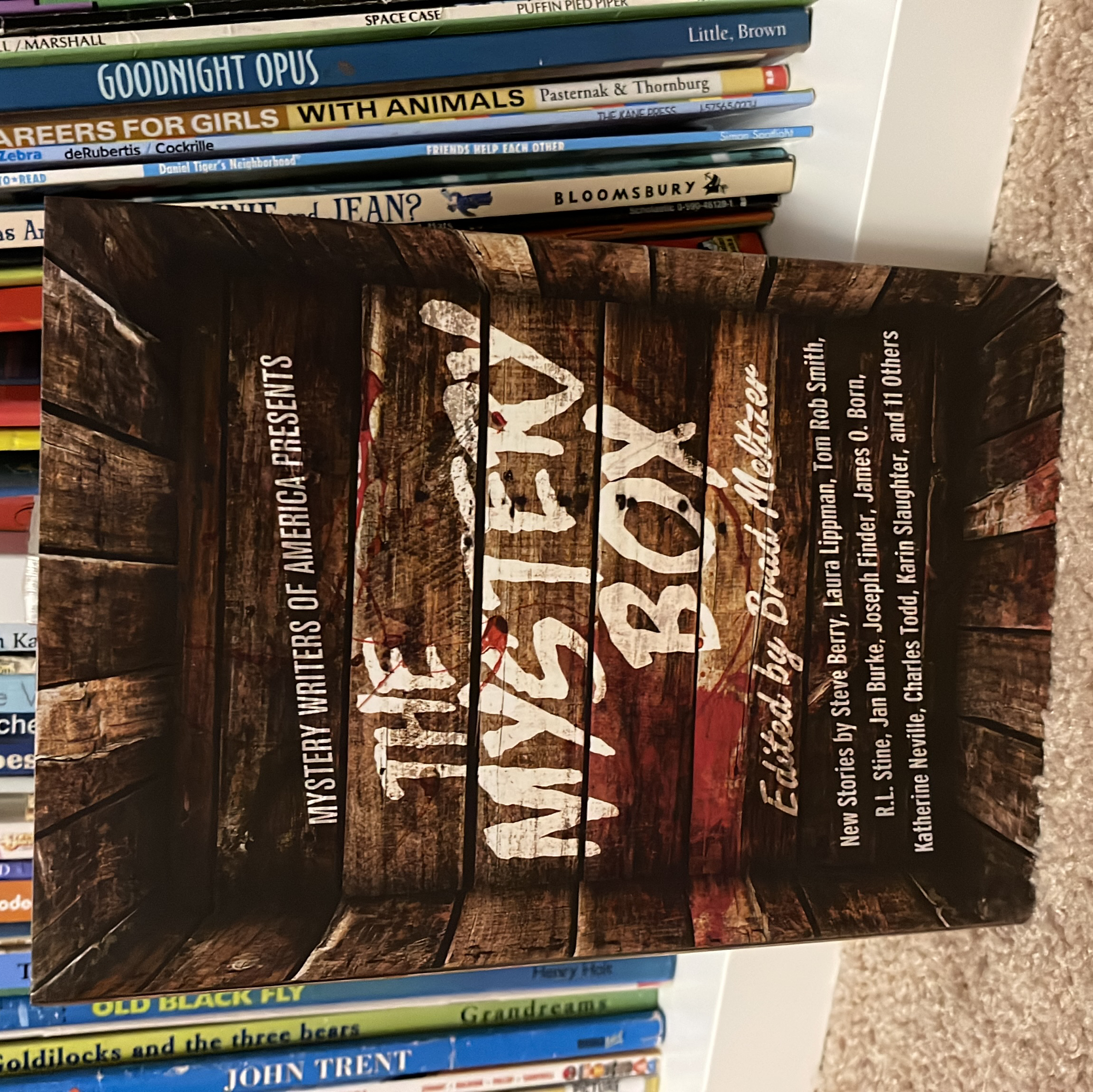 Mystery Writers of America Presents the Mystery Box