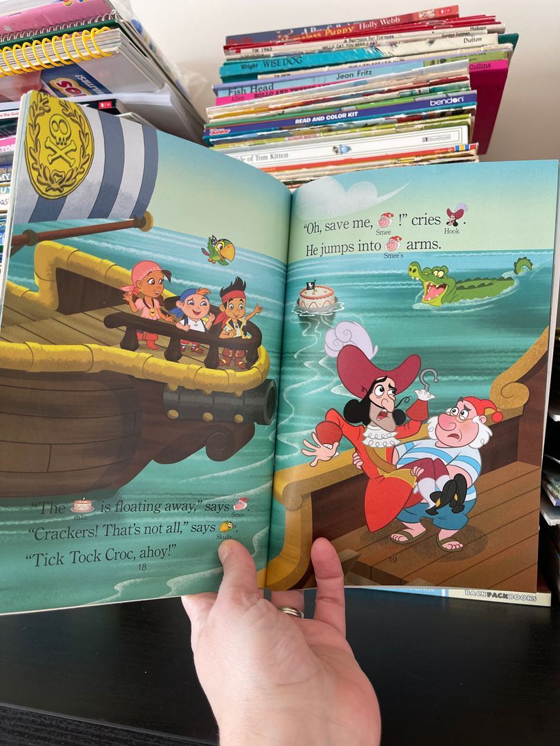 World of Reading: Jake and the Never Land Pirates the Croc Takes the ...