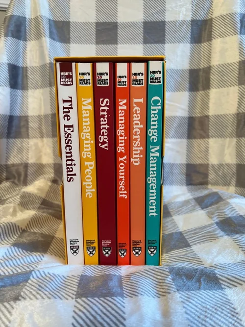 HBR's 10 Must Reads Boxed Set (6 Books) (HBR's 10 Must Reads)